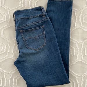 New York & Company jeans size 8 with blue patches